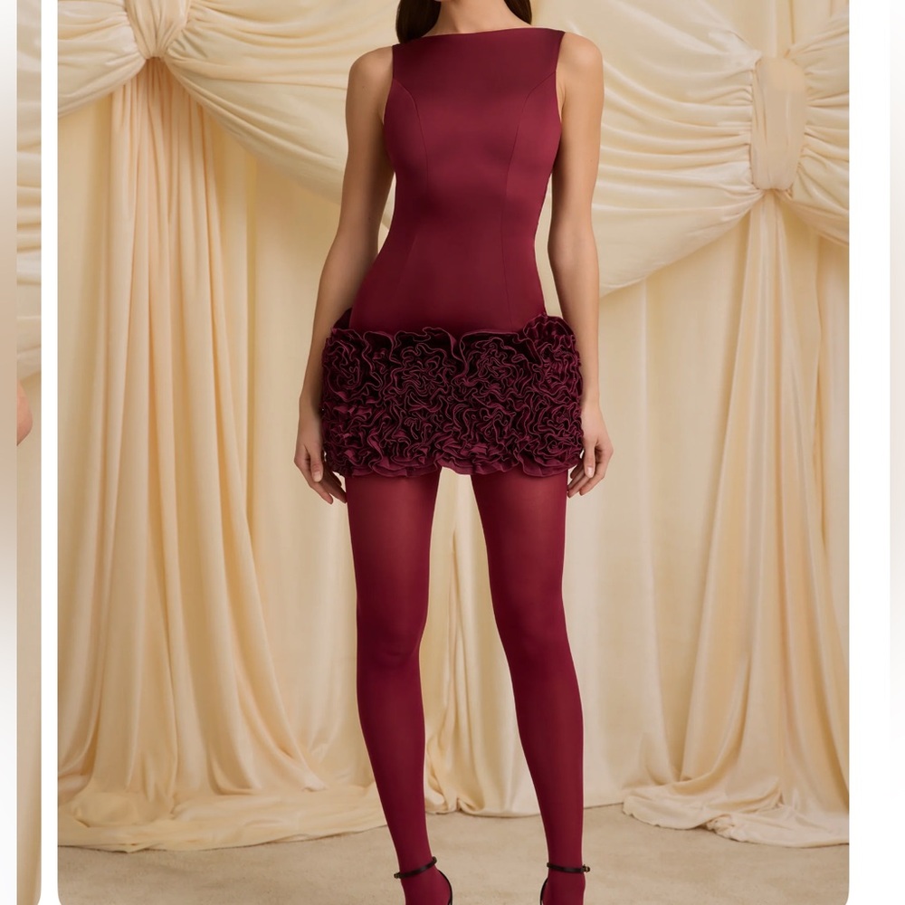 Oh Polly! Elegant Burgundy Sleeveless Dress